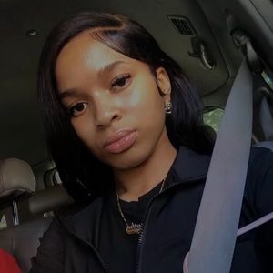 Meet your Posher, Jacintha